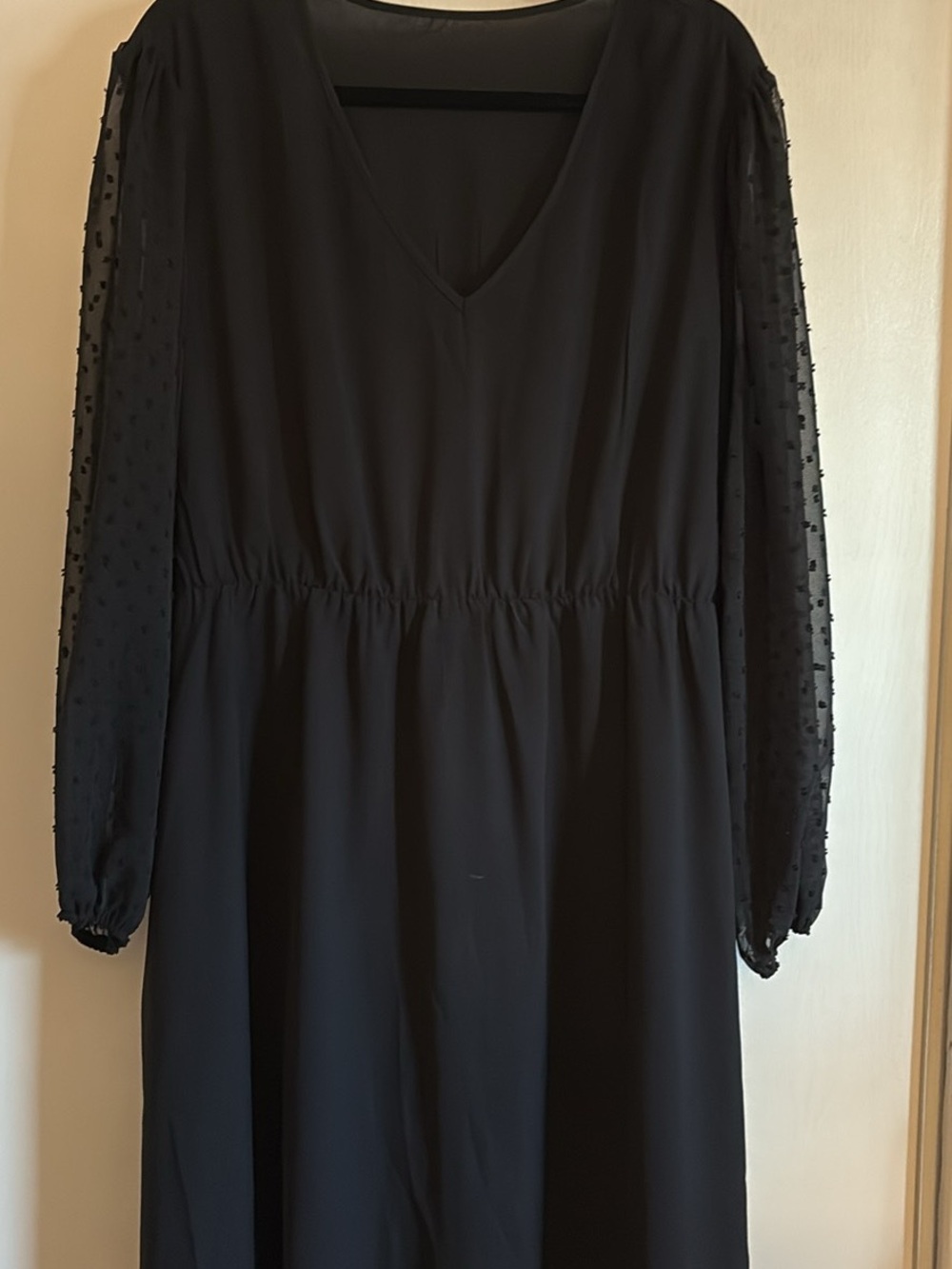 SHEIN Black V-Neck Long Sleeve Dress with Sheer Dotted Sleeves